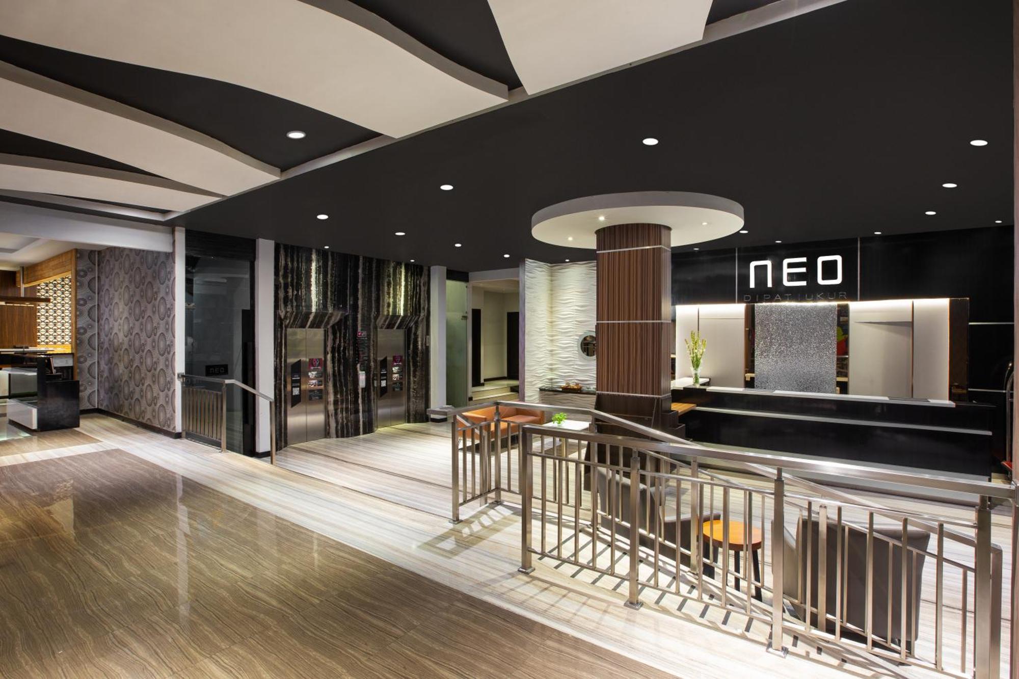 Neo Dipatiukur Bandung By Aston Hotel Buitenkant foto