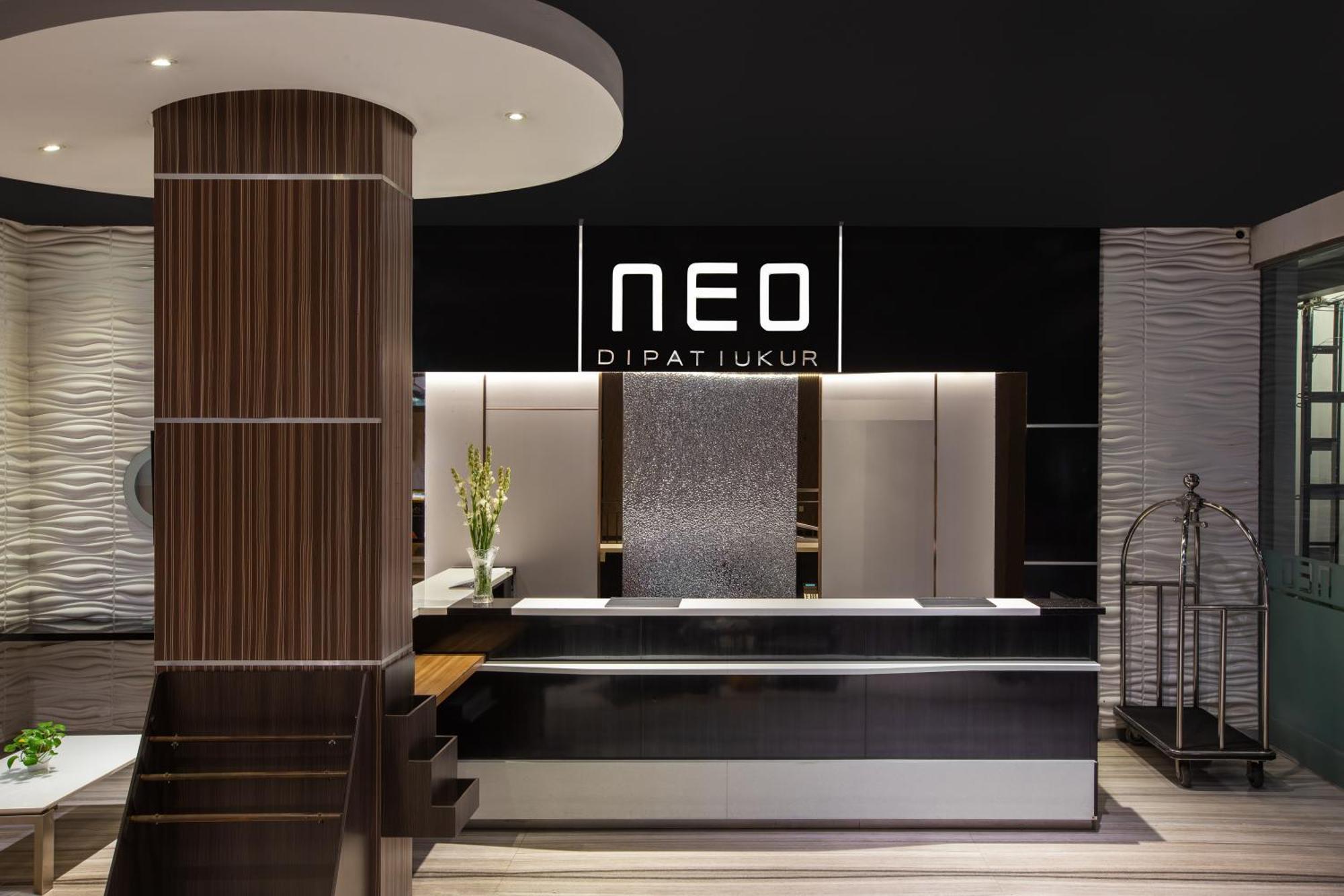 Neo Dipatiukur Bandung By Aston Hotel Buitenkant foto